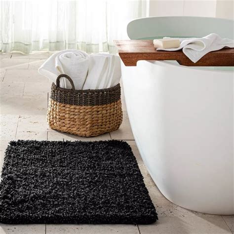 Tested for harmful substances and produced sustainably in accordance with OEKO-TEX guidelines. . Casaluna bath mat